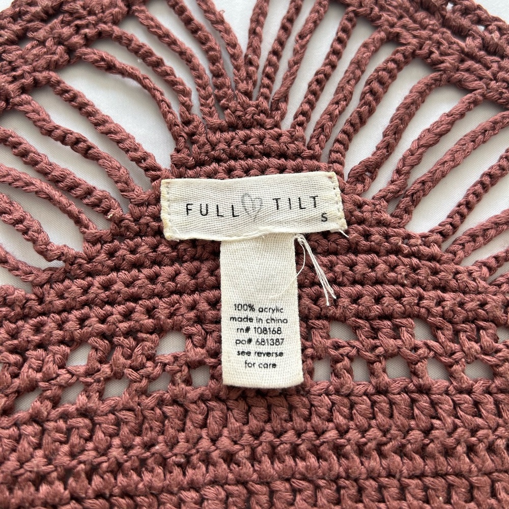 Tilly’s Knit Crochet Top - Picture 6 of 6